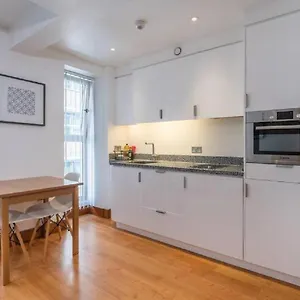 https://lovely-central-london-apartment.cambridgehotelsuk.com